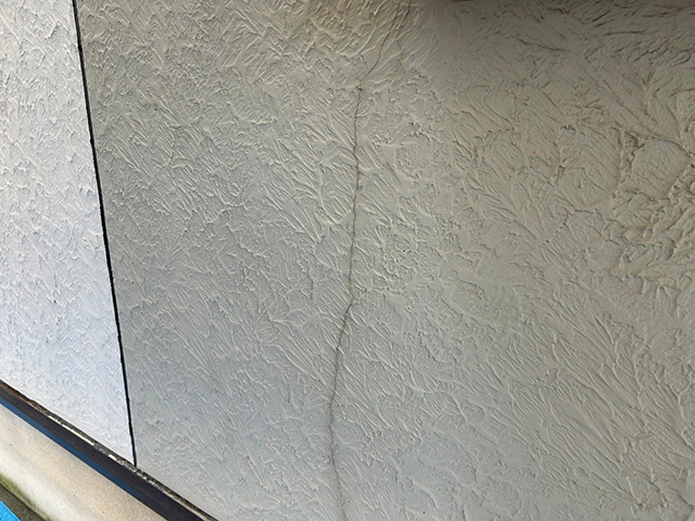 外壁の亀裂